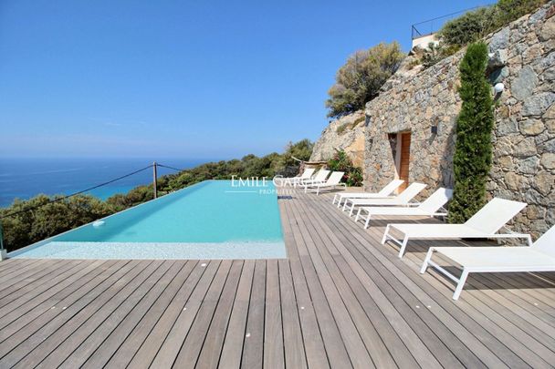 Villa à louer à Corbara, proche de Ile-Rousse avec piscine en bord de mer - Photo 1