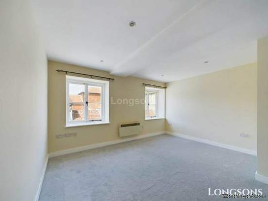 2 bedroom property to rent in Swaffham - Photo 1