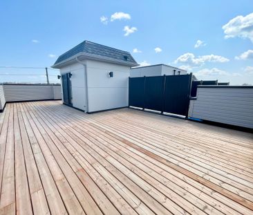 For Lease - 9660 Kennedy Road, Markham, Ontario - Photo 1