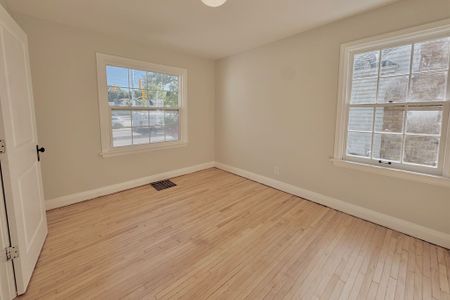 For Lease - 165 Oxford Street, London North, Ontario - Photo 3