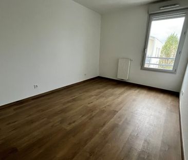 Location Appartement 2 pièces 39m² ST ANDRE DE CUBZAC 33240 - Photo 3