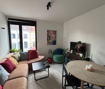 Appartement te huur in Gent voor € 875 met 1 slaapkamer - foto 1