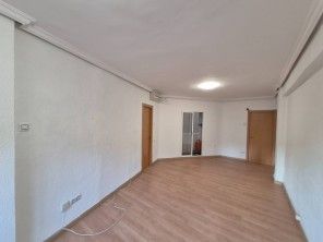 Piso en alquiler en Olivereta - Photo 1