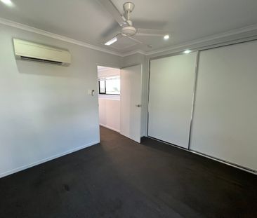 2/2 Makybe Diva Drive, Ooralea - Photo 3