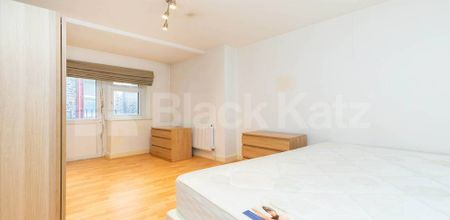 Modern one bed located within a stones throw to Camden Tube & Market - Photo 4