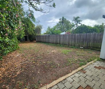 Very Tidy Duplex - Photo 6