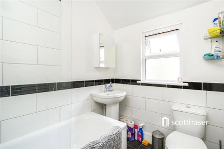 1 bedroom in a house share to rent - Photo 5