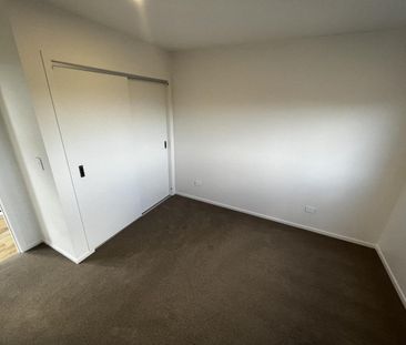 Stunning Home - Photo 2