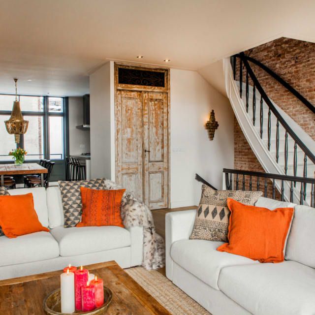 Derde Kostverlorenkade | Three Bedrooms | Top floor - Photo 1