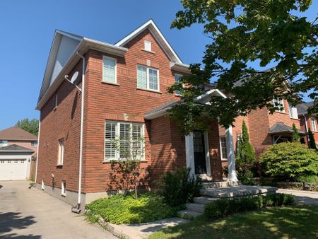 For Lease - 469 Ambleside Drive, Oakville, Ontario - Photo 5