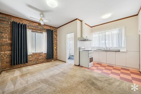 37 Frederick Rd - Photo 3