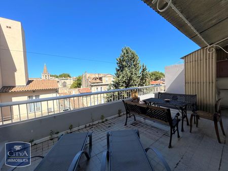 Location Appartement 3 pièces 69m² AVIGNON 84000 - Photo 2