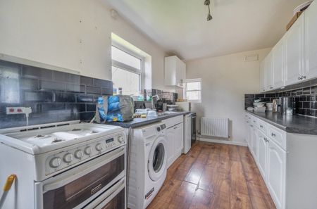 5 bedroom terraced house to rent - Photo 5