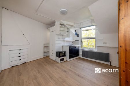 Flat to rent - Oswin Street, London, SE11 - Photo 3