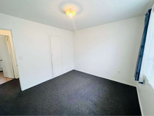 2 bedroom unit - Photo 1