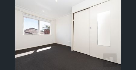 Modern 2-bedroom Apartment! - Photo 4