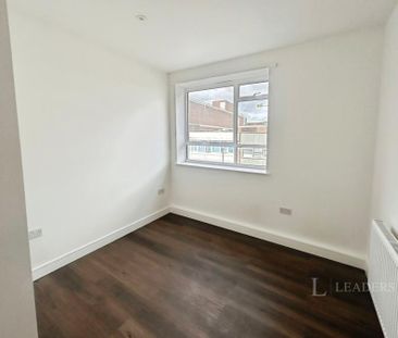 1 bedroom apartment to rent High Street, Sittingbourne, Kent, ME10 - Photo 2