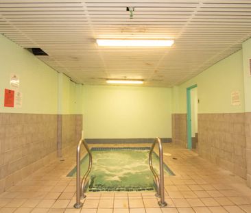 305-2016 Fullerton Avenue, North Vancouver - Photo 4