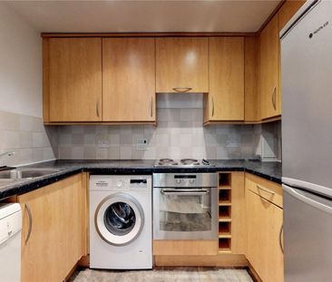 Highfield Road, Feltham, TW13 - Photo 6