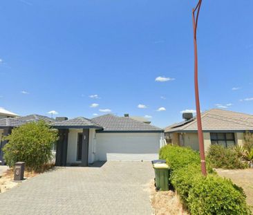 BREAK LEASE - Spacious Family Home with Study & Alfresco Living - Photo 2