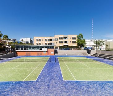 706/16 Corniche Drive, Wentworth Point - Photo 4