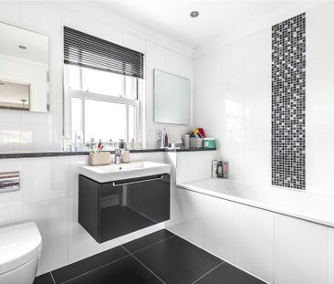 4 bedroom detached house to rent - Photo 5