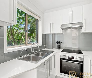Fully Furnished | Central, Cosy, Convenient - Photo 6