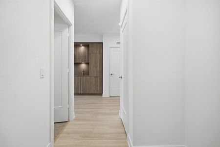 For Lease - 25 Cordova Avenue Unit# 418, Toronto, Ontario - Photo 3