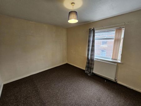 4 bedroom terraced house to rent - Photo 2