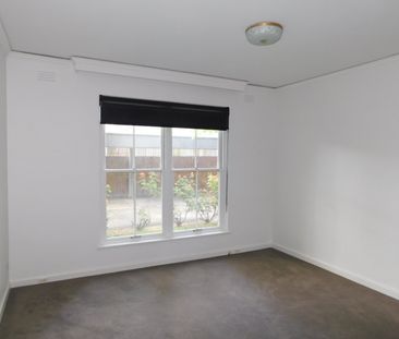 3/8 Elphin Street, Ivanhoe - Photo 5