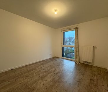 Location Appartement 2 pièces 50m² MARCQ EN BAROEUL 59700 - Photo 5