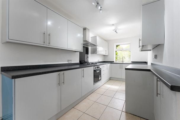 3 bed semi-detached house to rent in Yoxall Road, Solihull, B90 - Photo 1