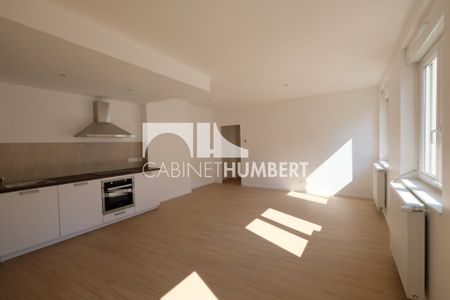 Location Appartement 3 pièces 83m² ST ETIENNE 42000 - Photo 3