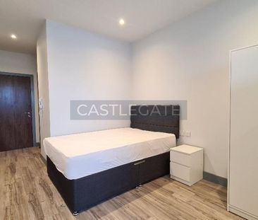 Studio to rent - Photo 1