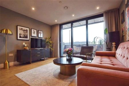 Fairfield Avenue, Staines-upon-thames, Surrey, TW18 - Photo 2