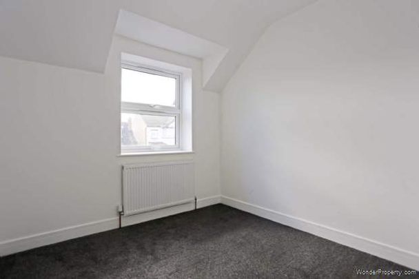 4 bedroom property to rent in Rainham - Photo 1