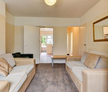 6 bedroom house to rent - Photo 1