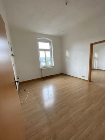 GroÃe gerÃ¤umige 5 Raum Wohnung Wilkau-HaÃlau ab 01.10.2024 zu vermieten - Foto 3