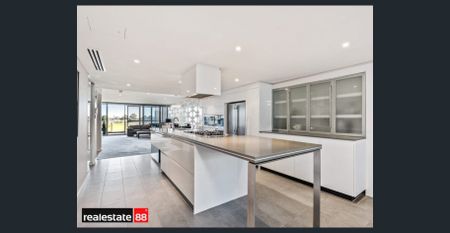 ELEGANCE & SPACE IN THE HEART OF BURSWOOD! - Photo 5