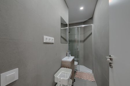 Carrer de Nàpols, Barcelona, Catalonia 08013 - Photo 5