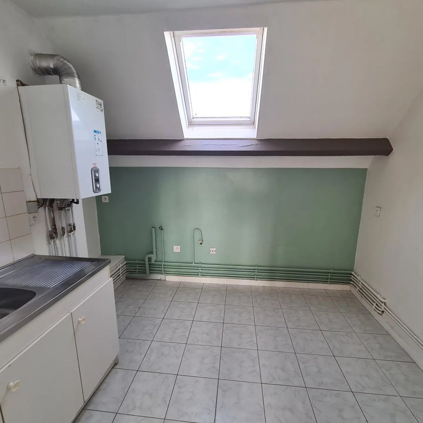 Location Appartement 3 pièces 48m² BOULOGNE SUR MER 62200 - Photo 1
