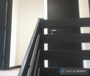 1 bedroom in a house share to rent - Photo 6