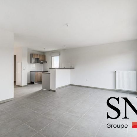 VILLA T4 DUPLEX AVEC TERRASSE ET PARKING - Photo 1