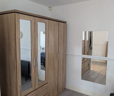 1 Bed Flat, Ullet Road, L17 - Photo 2