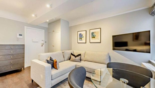 Studio to rent - Photo 1