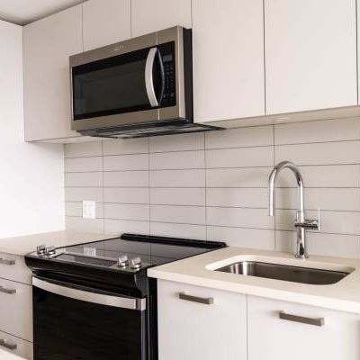 Unit 2302 - 1 Bed + 1 Bath | The Nelson *1-year free rent + parking!* - Photo 1