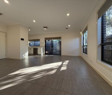 21A Bliburg Street, Jacana VIC 3047 - Photo 4