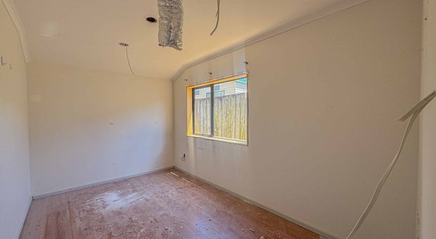 Beautiful Sunny Family Home - Photo 1