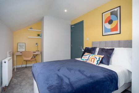 Room 4, Epworth Street, Belfast, BT5 4QR - Photo 4