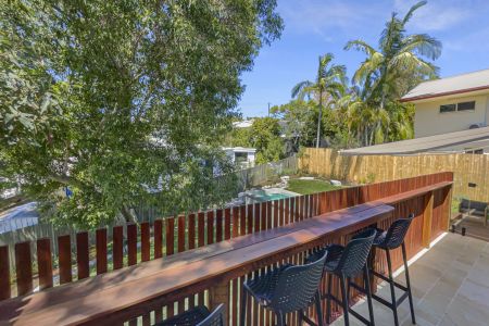 38 Warana Street, Noosa Heads. - Photo 2